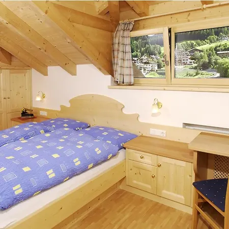 Apartment Tlusel Ortisei